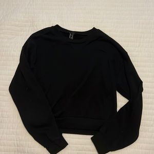 Black Forever 21 sweatshirt